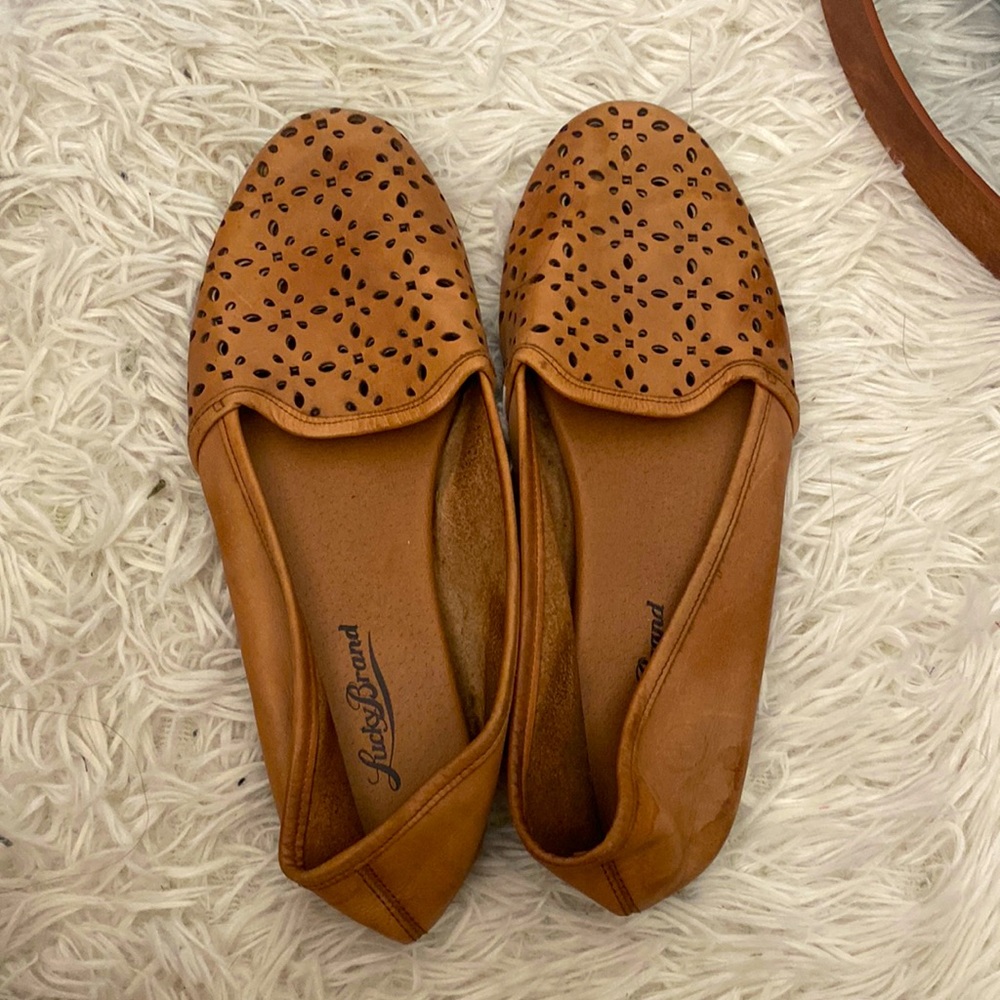 Tan lucky brand flats